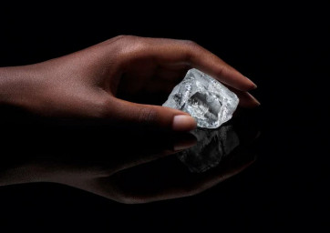 Для Louis Vuitton в Ботсване нашли алмаз весом 549 карат